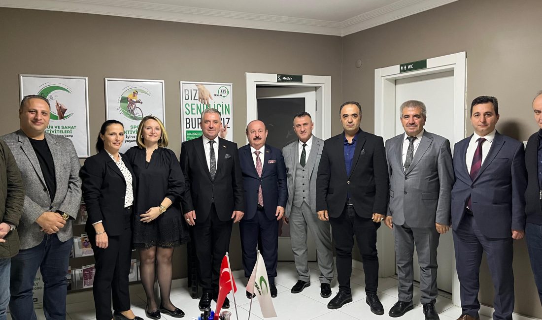 Küçükçekmece Dernekler Federasyonu (KÜDEF) Başkanı Eyüp Sabri Atay, KASDER Küçükçekmece