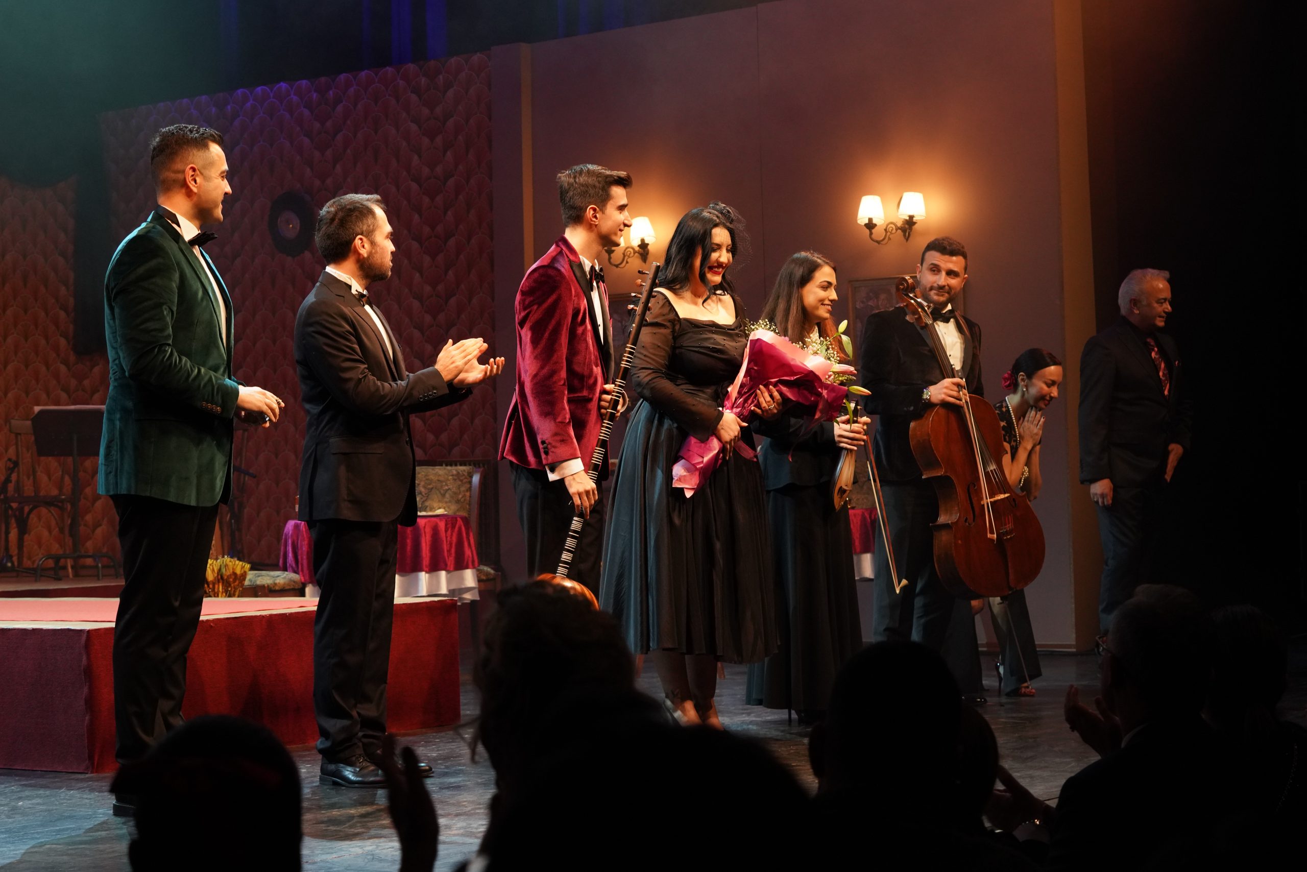 İstanbul'da, unutulmuş taş plak eserlerinin yeniden hayat bulduğu, Türk Sanat