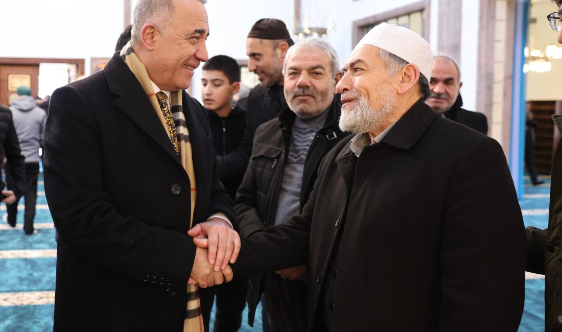 Sultangazi Belediye Başkanı Abdurrahman Dursun, Ramazan ayının müjdecisi Berat Kandiliyle