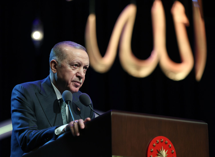 Ramazan Bayramı tatili, kamu çalışanları için 9 güne uzatıldı! Resmi