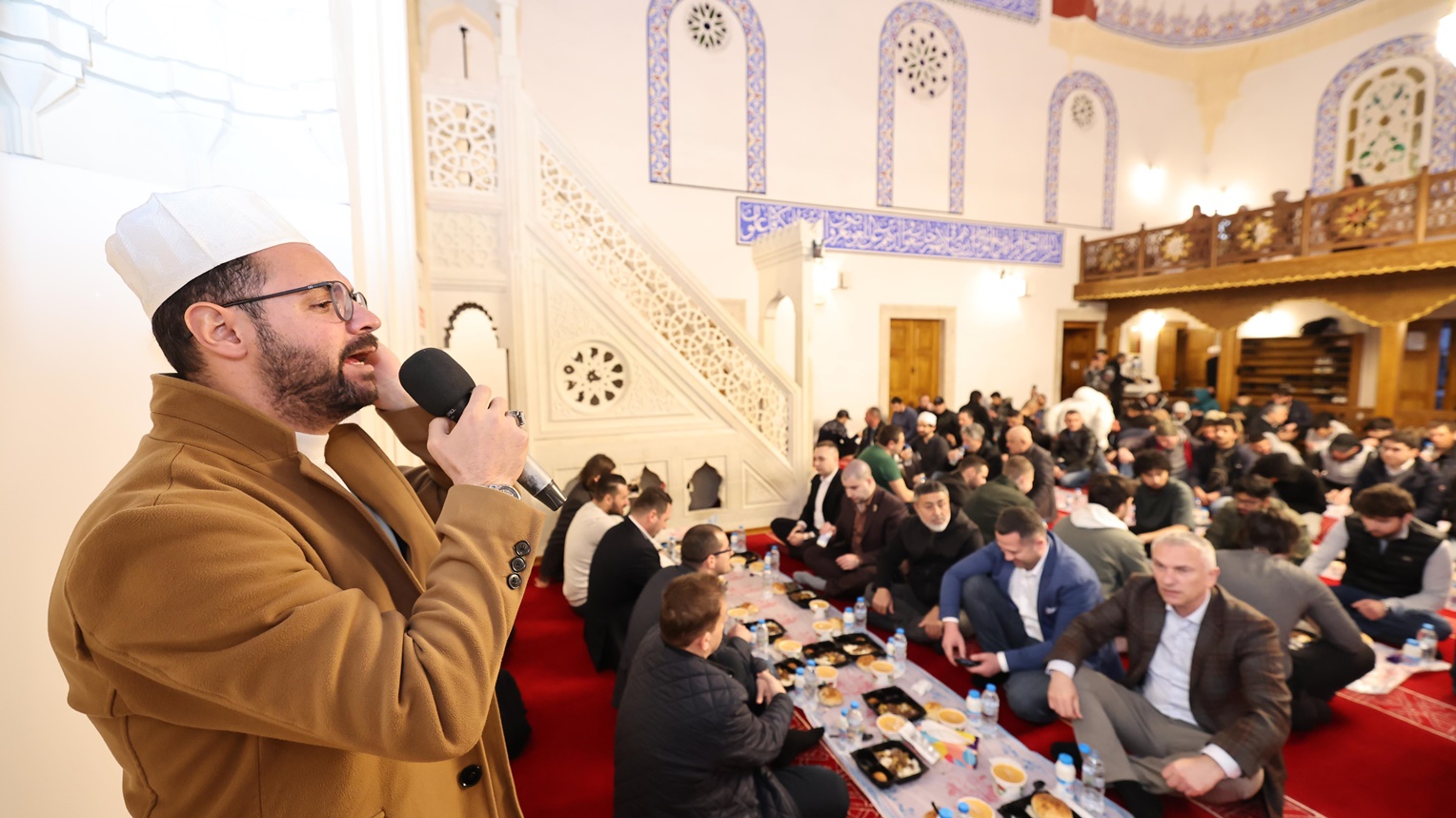 Sultangazi Belediyesi, Ramazan boyunca Balkanlarda kuracağı gönül sofralarının ilkini Sofya’da