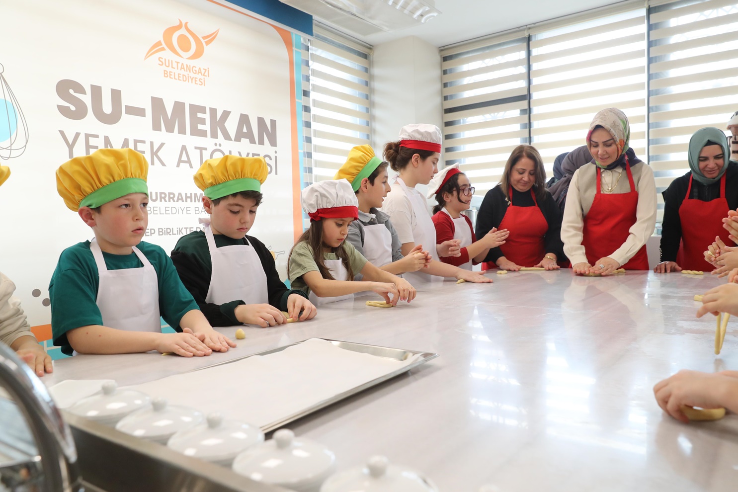 Sultangazi Belediyesi, Ramazan’a özel çocukların keyifli vakit geçirdiği atölye etkinliği