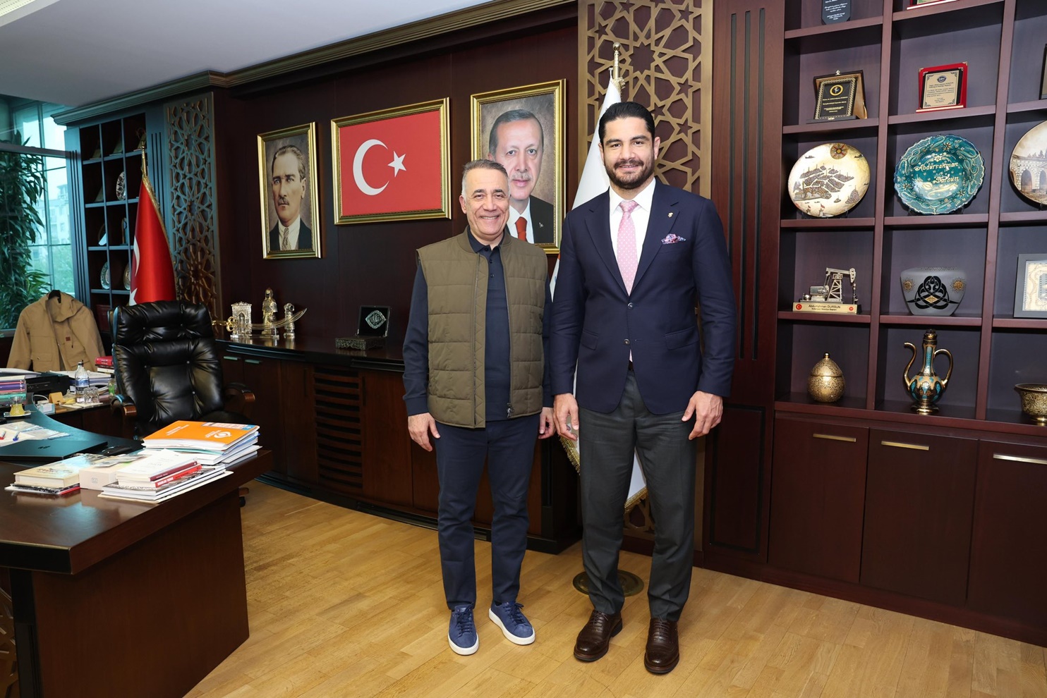 Türkiye Güreş Federasyonu Başkanı Taha Akgül, Süper Lig’de yarışan milli