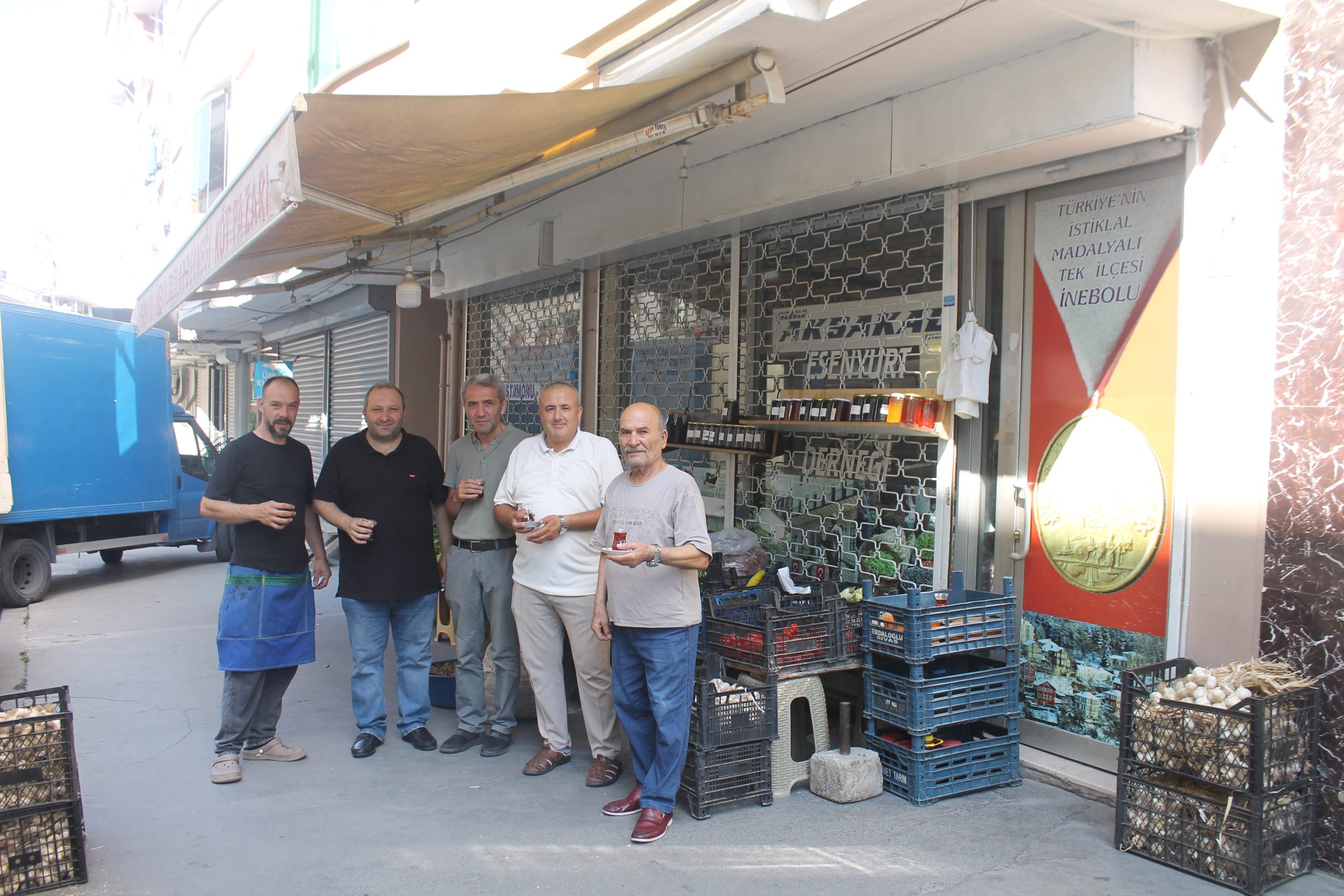 15 yıllık gelenek: Her pazar kurulan İnebolu Pazarı, hem nostalji