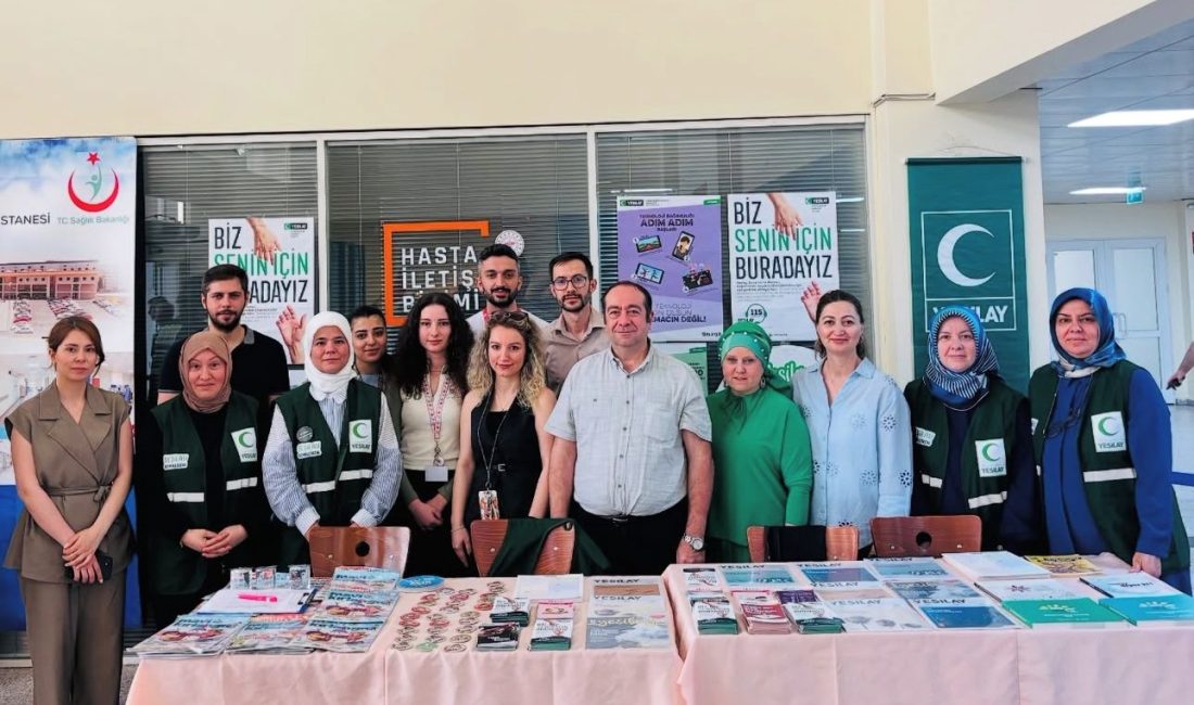 “Yeşilay, Bağcılar Eğitim ve Araştırma Hastanesi’nde bir hafta boyunca stant