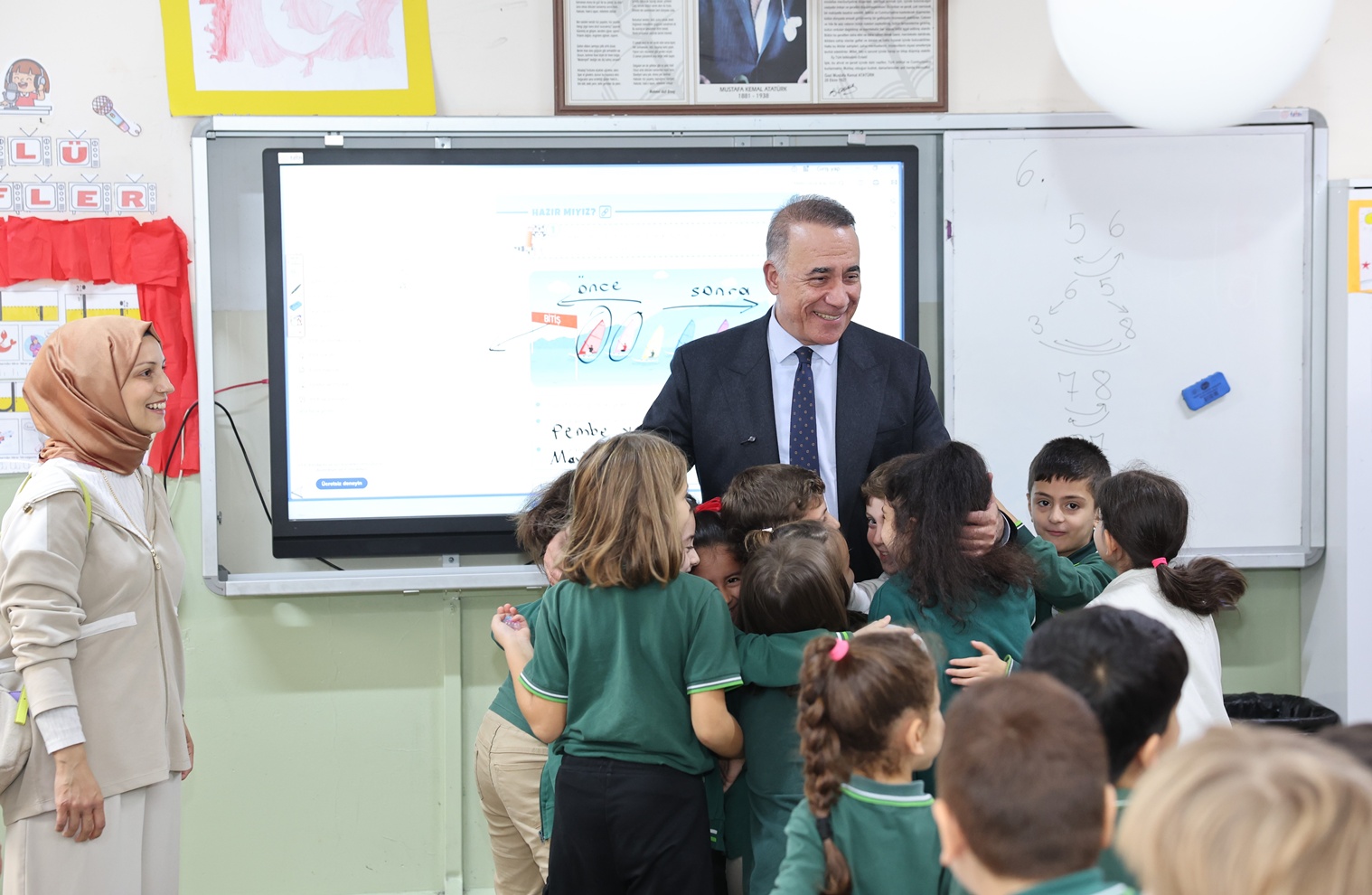 75. Yıl İlköğretim Okulu 2. sınıf öğrencisi Elif Mina, sınıf