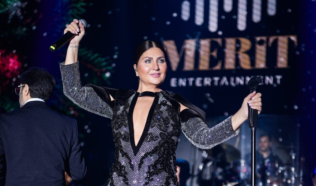 Ünlü sanatçı Sibel Can, yılbaşı gecesinde KKTC’de sahne alarak müzikseverlere