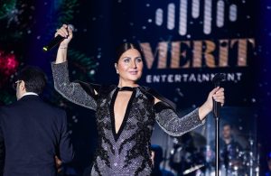 Ünlü sanatçı Sibel Can, yılbaşı gecesinde KKTC’de sahne alarak müzikseverlere