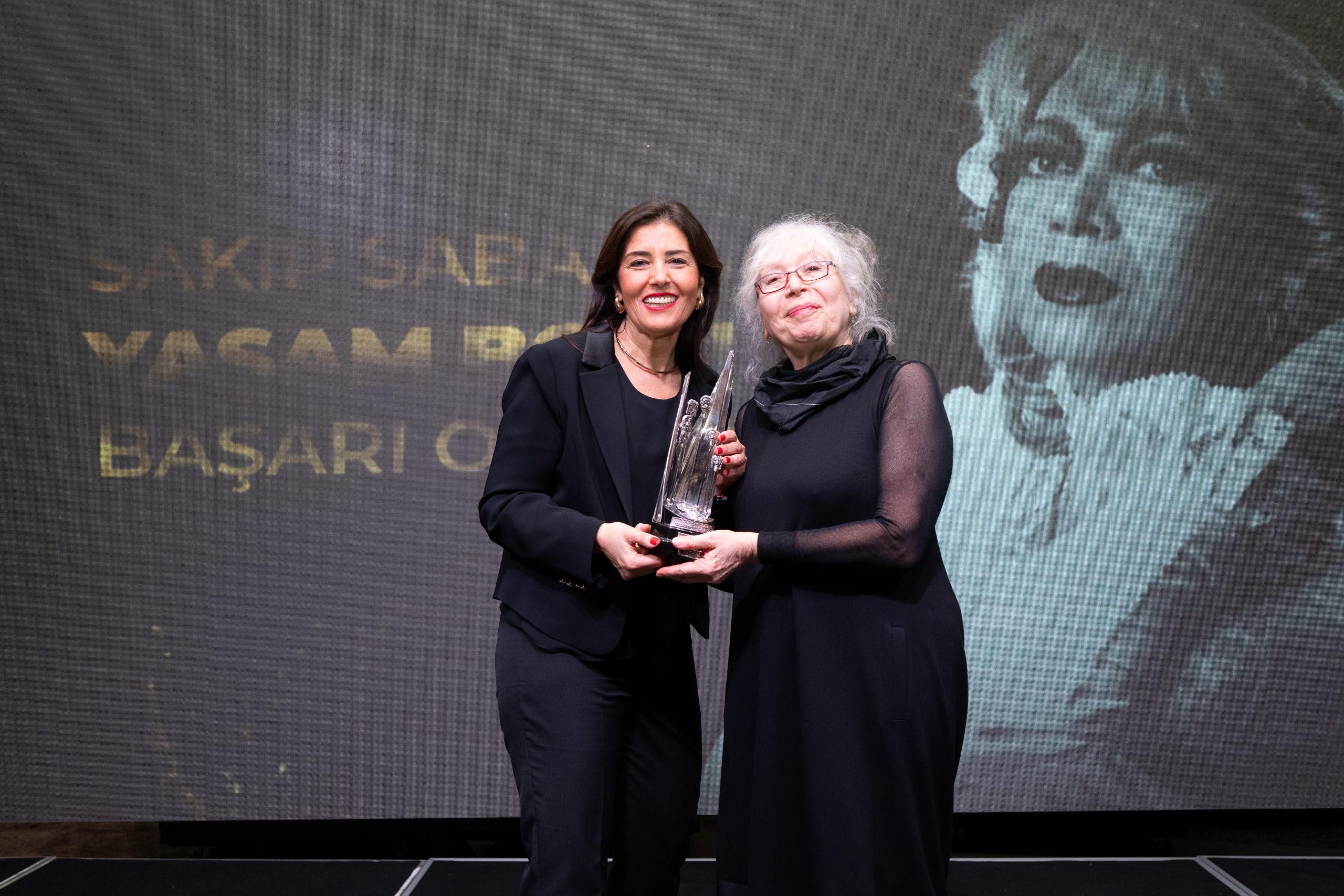 Kültür ve Turizm Bakanlığı Devlet Tiyatroları ile Sabancı Vakfı iş