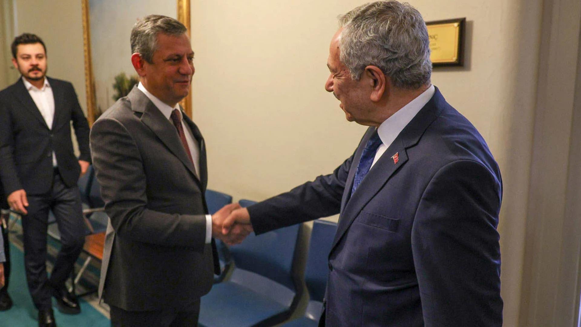 Önceki dönem CHP milletvekili Mehmet Tüm, CHP Genel Başkanı Özgür