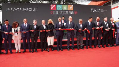 İstanbul’da düzenlenen Kırtasiye Fuarı, 35 ülkeden binlerce ziyaretçi ve yüzlerce