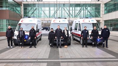 Sultangazi Belediyesi, yatağa bağımlı olan hastaların hastaneye ulaşabilmesi için ücretsiz