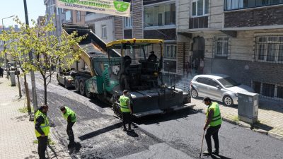 Sultangazi Belediyesi, ilçe genelinde ulaşım konforunu artırmak amacıyla asfalt çalışmalarını