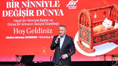 Müzisyen ve Hikaye Anlatıcısı Zeynep Betül Akyıldız, Anneler Günü özel