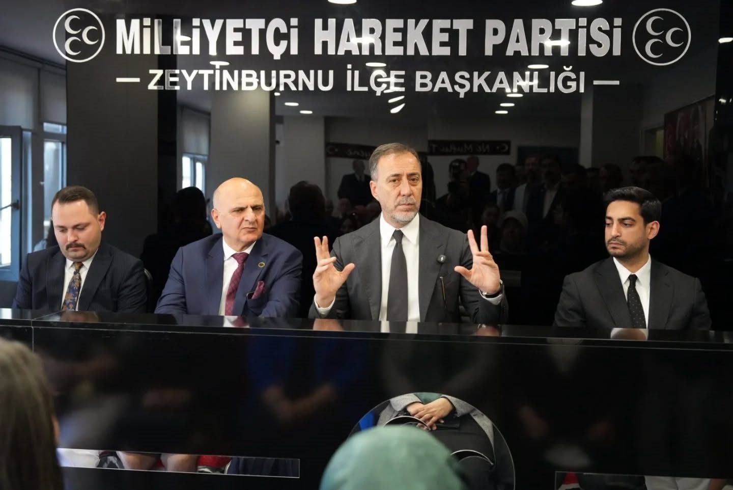 Milliyetçi Hareket Partisi Zeytinburnu İlçe Başkanlığı görevine getirilen Mustafa Sönmezoğlu,