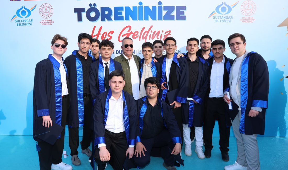 Sultangazi Belediyesi tarafından geleneksel olarak düzenlenen mezuniyet törenleri bu yıl